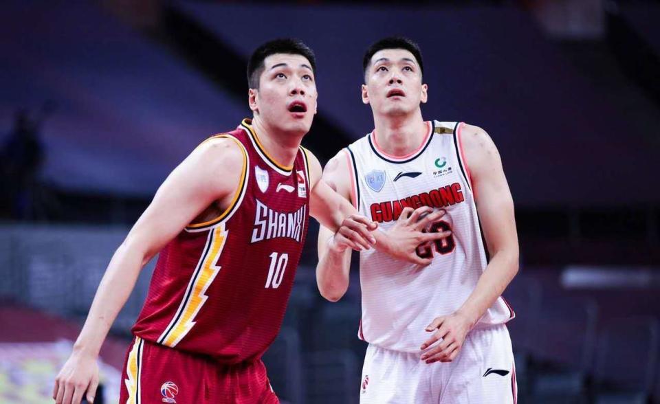 eDbyk, 出调整 eDbyk, 出调整