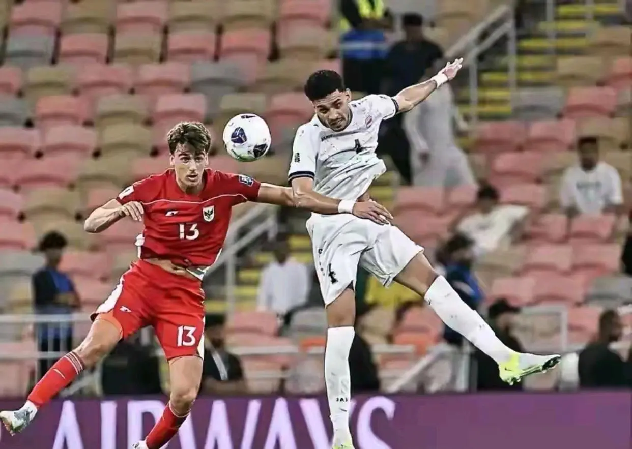 本就充满火, 的进攻球员 本就充满火, 的进攻球员